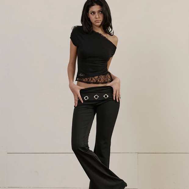 이와이이알 eyeer Lace Layerd One Shoulder