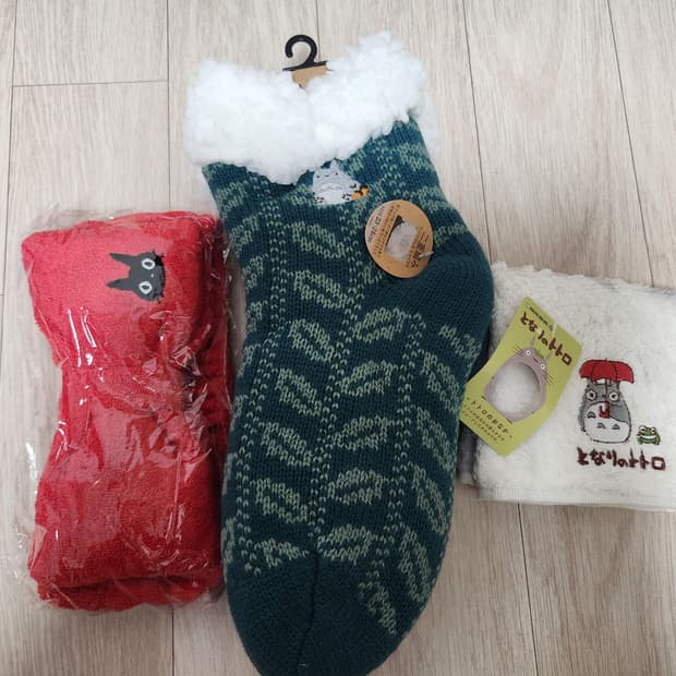 (새상품/정품)지브리 키키 머리띠, 토토로 양말, 손수건 판매합니다!!