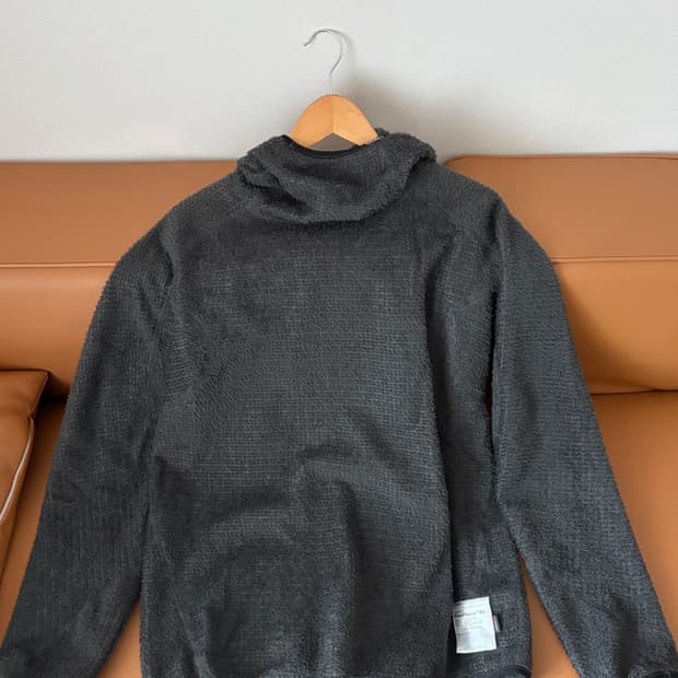 Satisfy 새티스파이 퍼즈플리스 팬텀 L 새상품