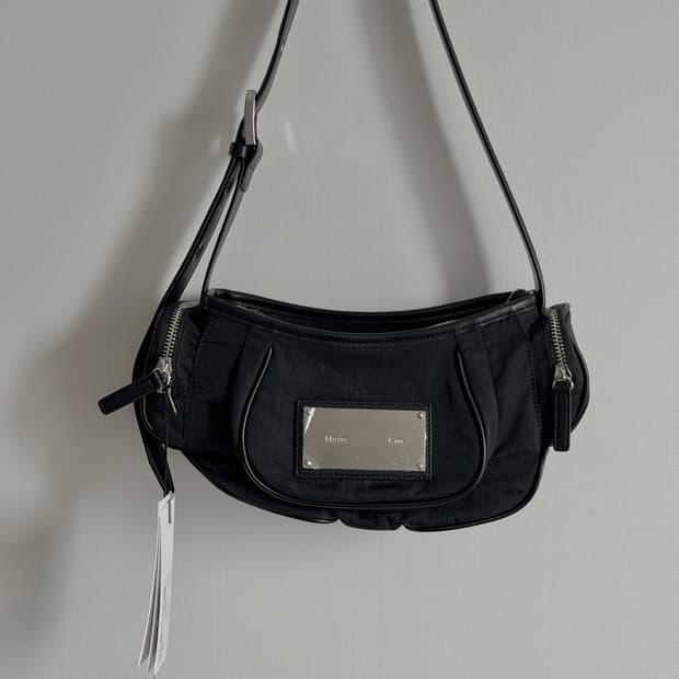 마뗑킴 마들렌 숄더백 _ 블랙