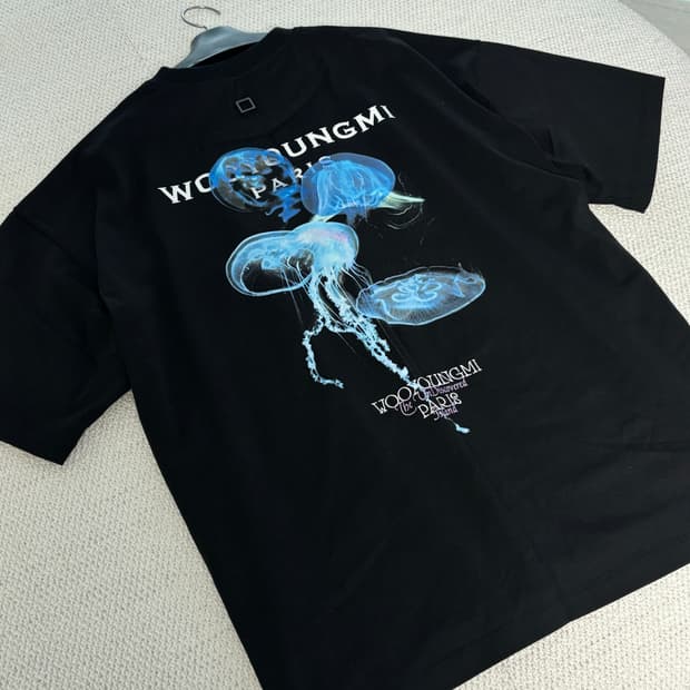 [새상품급/옷걸이] 우영미 24SS 젤리피쉬 야광 반팔 티셔츠 50사이즈