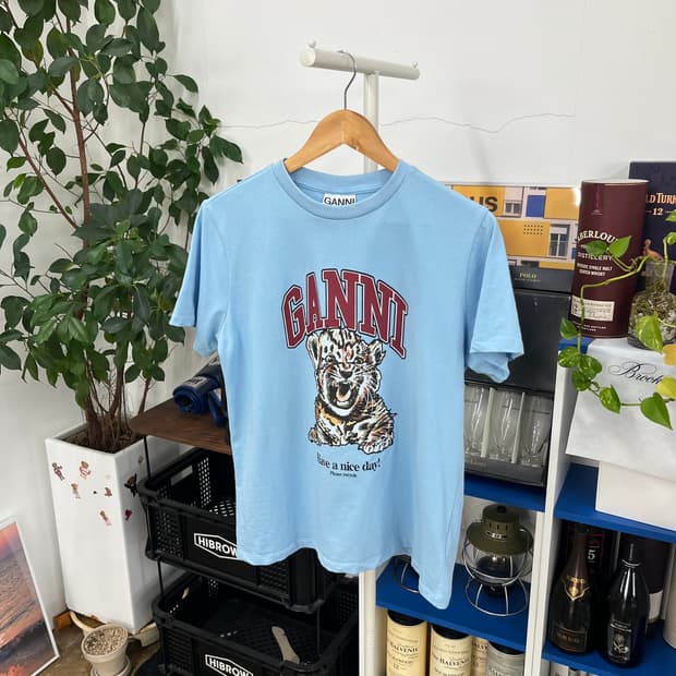 가니 반팔 티셔츠 L