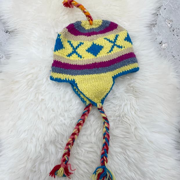 울 100 하구미 이어플랩 비니