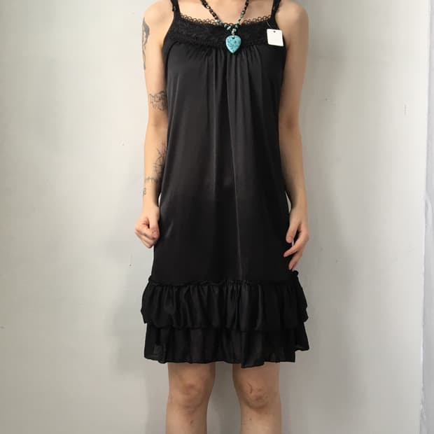 Lace point frill slip onepiece