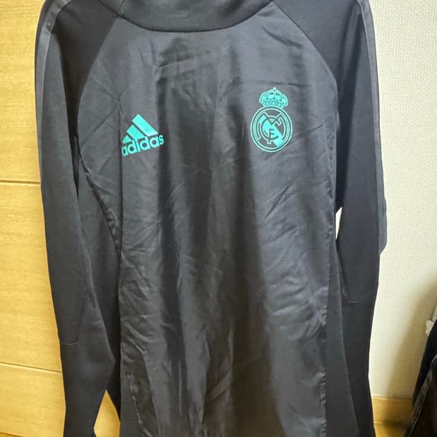 아디다스 17/18 레알마드리드 트레이닝 웜탑 [XL]