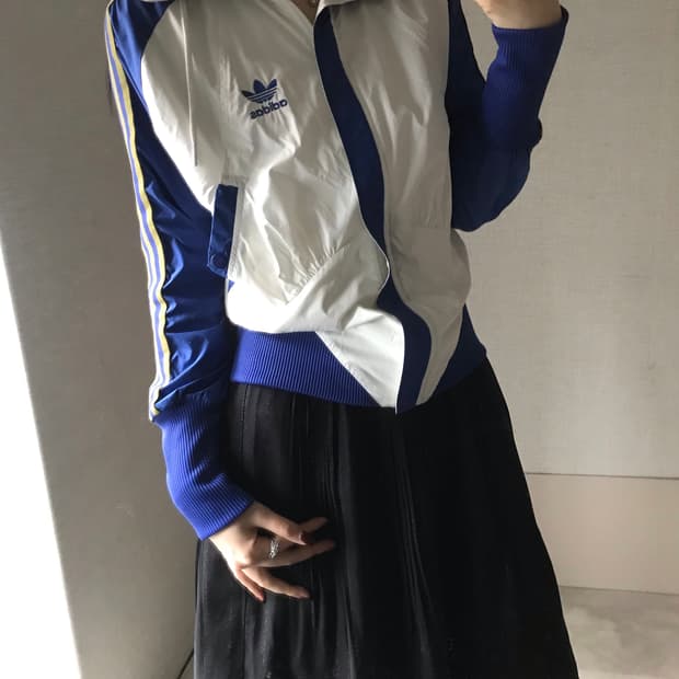 아디다스 00s 흰파카키 바람막이