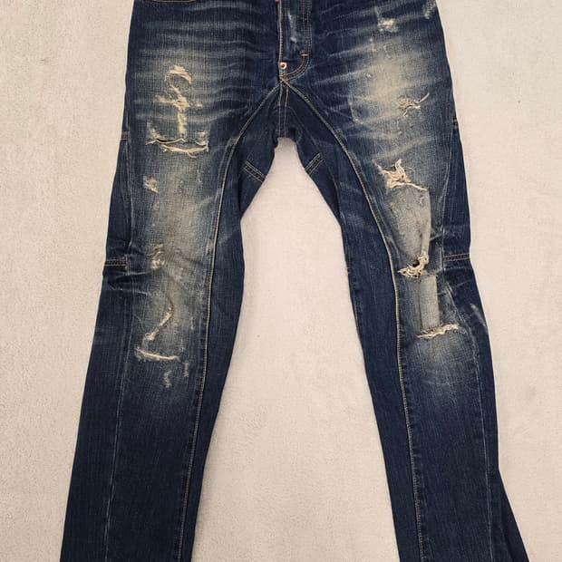 디스퀘어드2 여성 청바지.  싸이즈 26