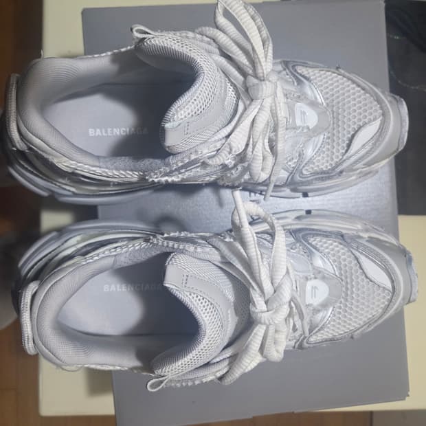 [C41] 발렌시아가 러너 2.0