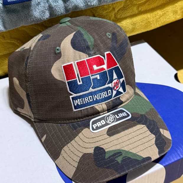 위얼드월드 드림팀 카모 볼캡