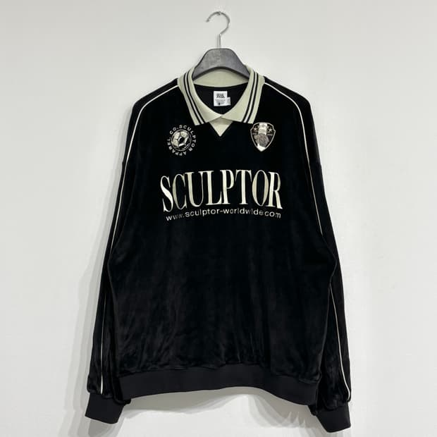 스컬프터 벨벳 긴팔티 맨투맨