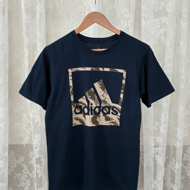 M) 아디다스 빅로고 그래픽 티셔츠 네이비