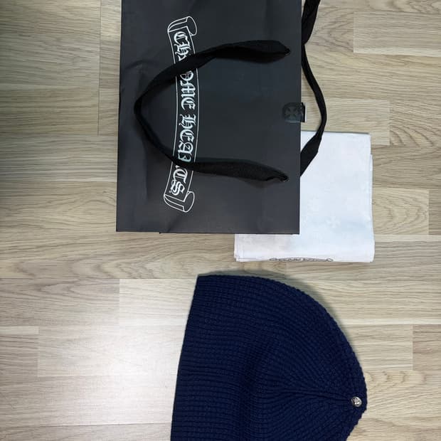 크롬하츠 히트 앤런 캐시미어 비니