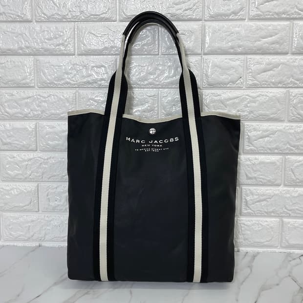 마크제이콥스 M0010932 노스 사우스 캔버스 토트백
