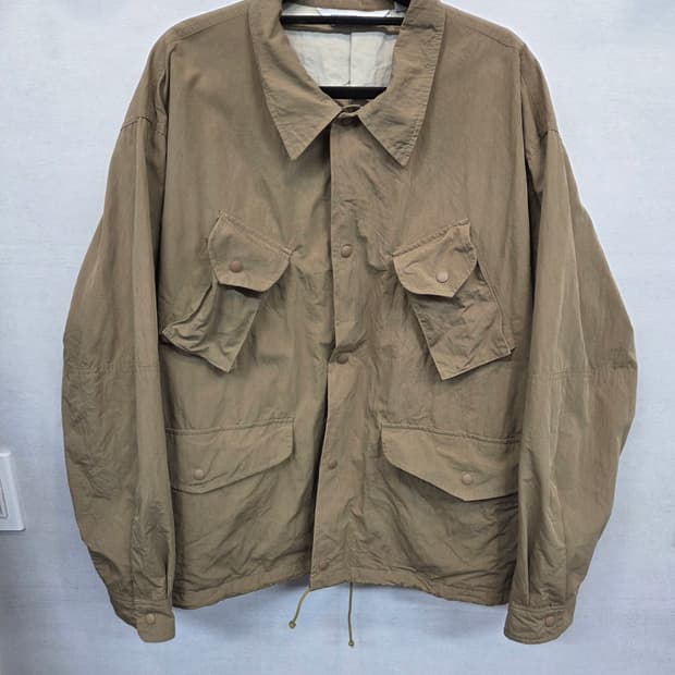 유니폼브릿지 캐나디언 퍼티그 자켓 xl 베이지