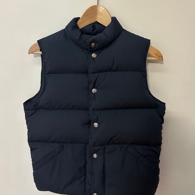 빔즈보이 네이비 패딩조끼