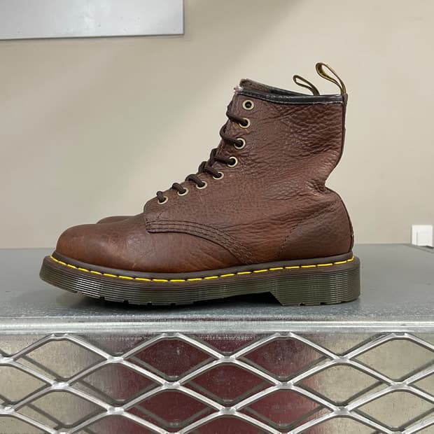 닥터마틴 1460 브라운 uk4