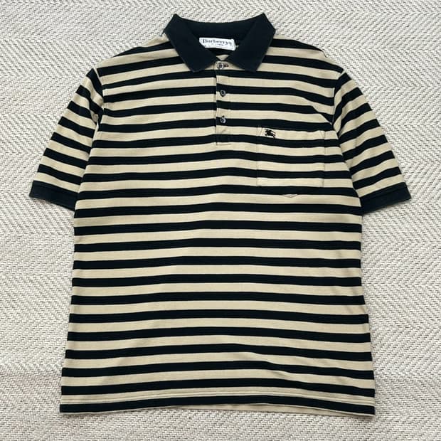 버버리 스트라이프 카라 반팔티 r4099