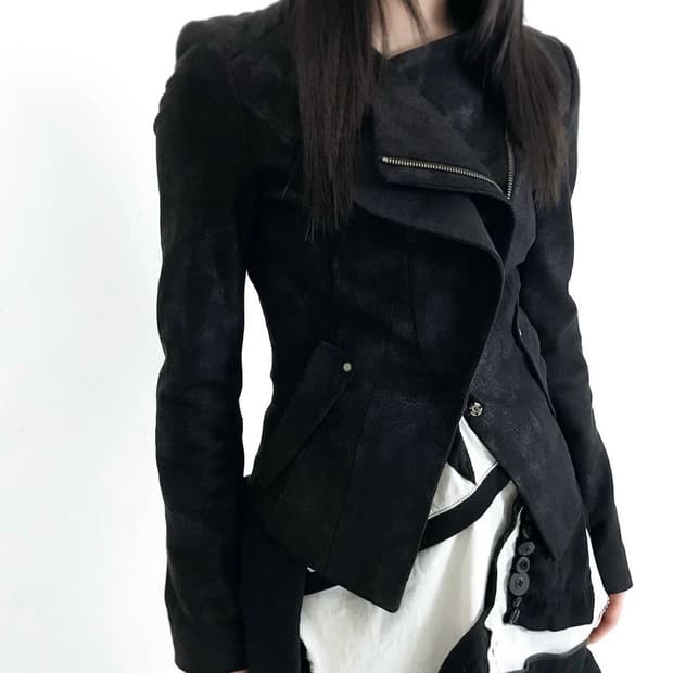 빈티지 슬림핏 블랙 스웨이드 레더 자켓