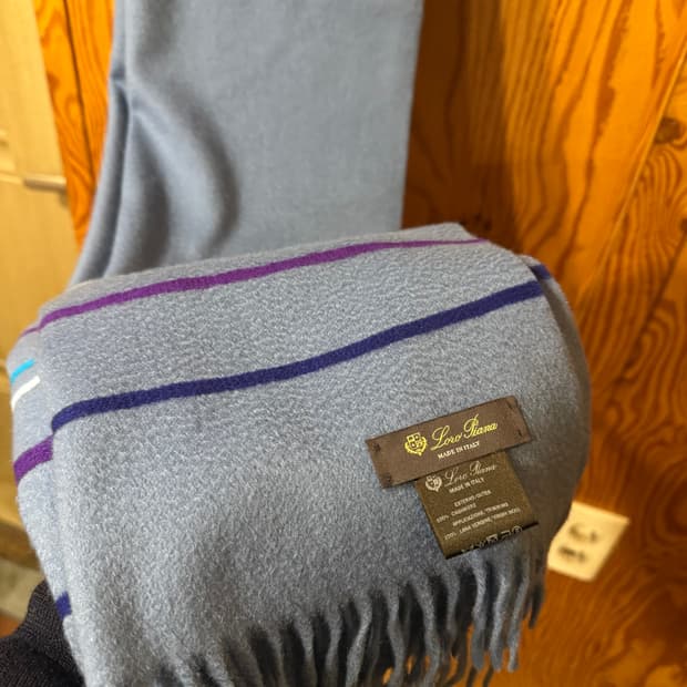 로로피아나 23 F/w 캐시미어 100% 머플러(목도리)