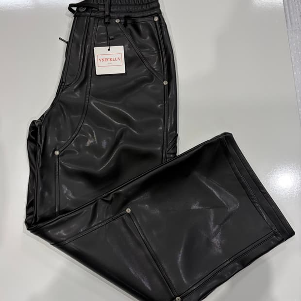 Vneckluv 블랙 인조 가죽 밴딩 팬츠#새상품