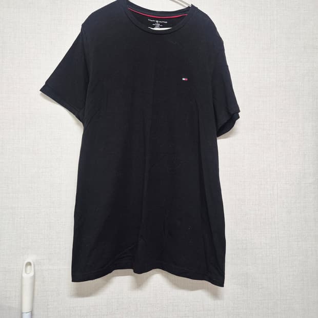 타미힐피거 반팔티셔츠