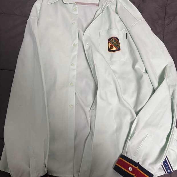 로맨틱 크라운 민트색 셔츠 xl