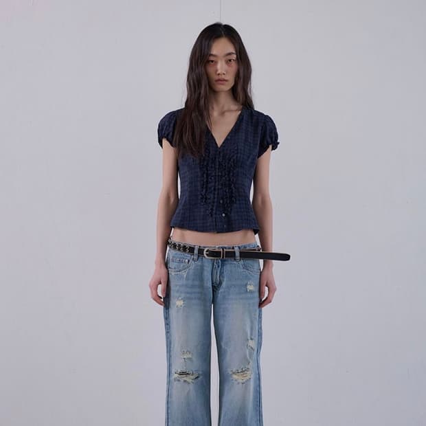 Ordes raw edge ruffle blouse 네이비 (2)