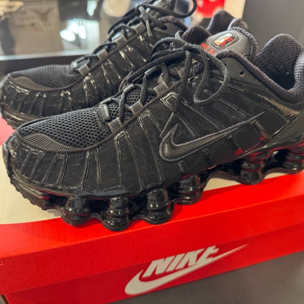 나이키 샥스 TL (260)