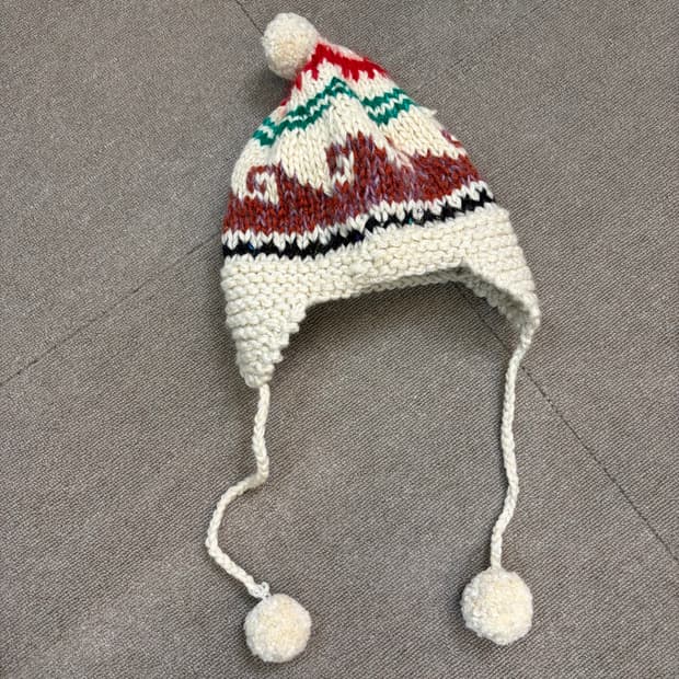 빈티지 노르딕 우먼스 방울 비니 