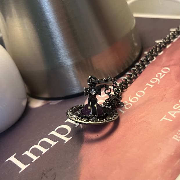 비비안웨스트우드 오리엔탈 orb 퍼플 목걸이