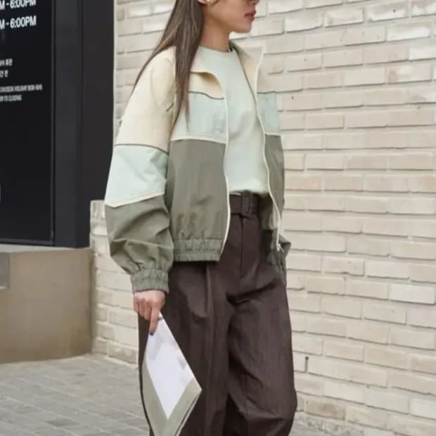 그로브 grove MOT ZIP-UP JUMPER 그린 차정원