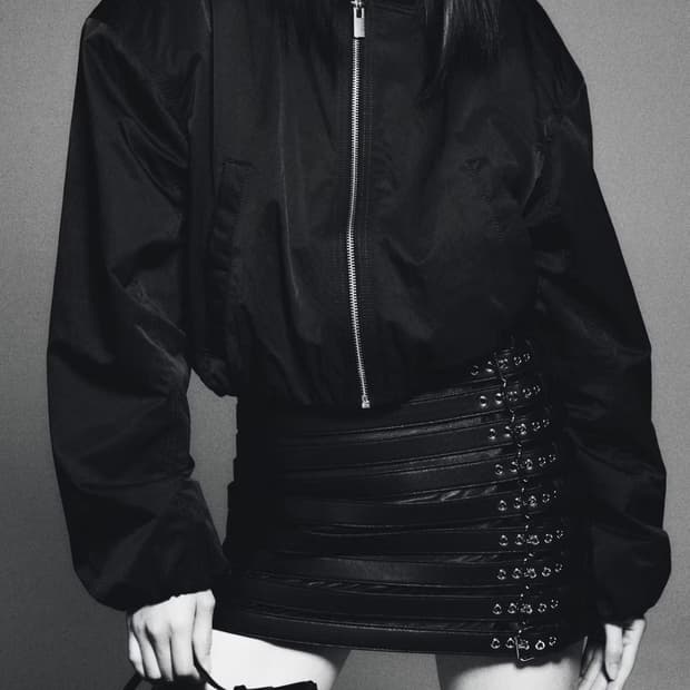 H&M 벨트 디테일 미니 스커트