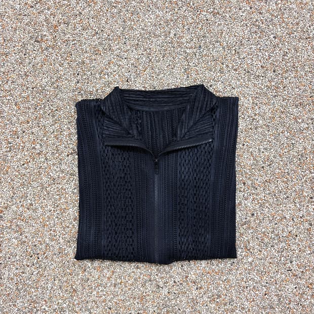 17SS 이세이미야케 플리츠 플리즈 메쉬 하프 집업 자켓