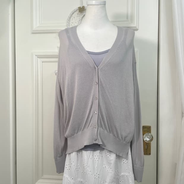 sheer gray v-neck cardigan(슬립 sold out)