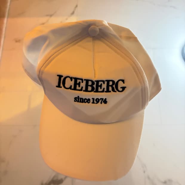 아이스버그 볼캡 프리사이즈
