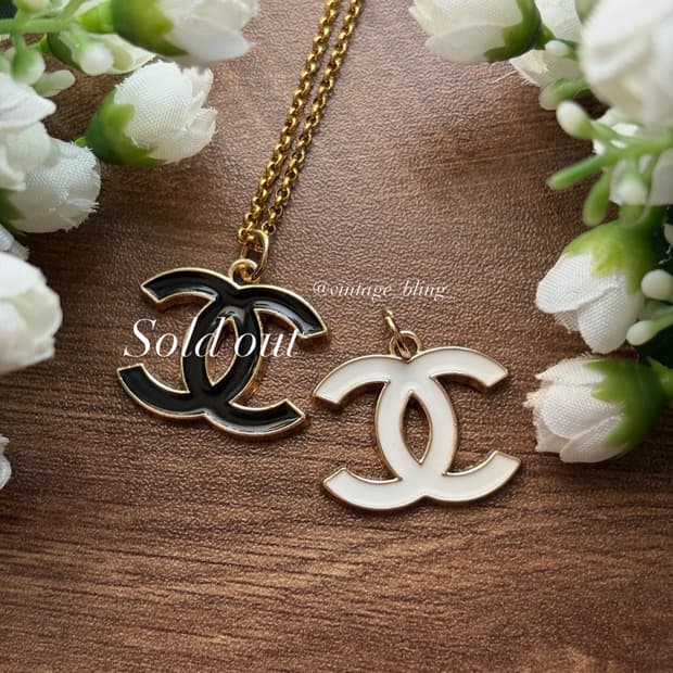 [블랙품절] 샤넬 빅로고 골드 목걸이