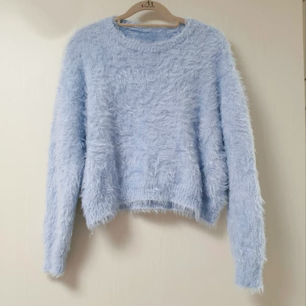 앙고라 크롭 스웨터