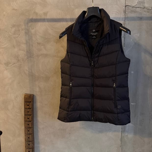 캘빈클라인 다운 패딩 베스트 55~66