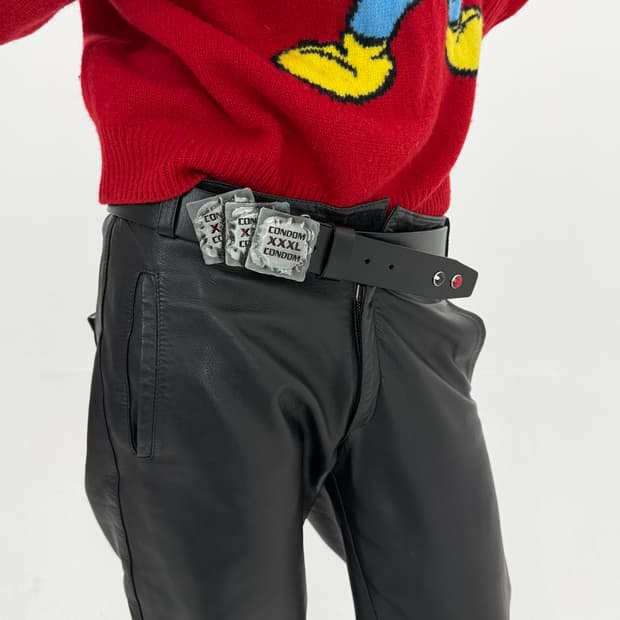 콘돔 잼스톤 벨트