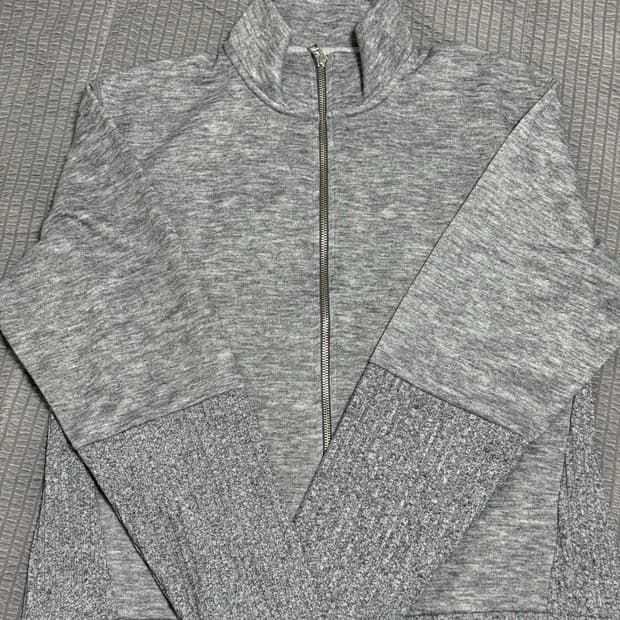 5사이즈) 해칭룸 더블 슬리브 트랙 가디건