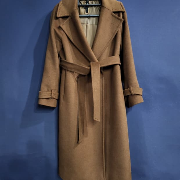 벨티드 모 롱코트