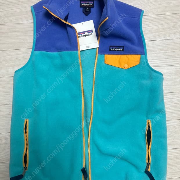 파타고니아 신칠라 베스트 새제품