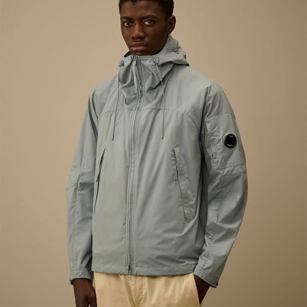 CP컴퍼니 Pro-Tek 후드 렌즈 자켓 26ss XXL