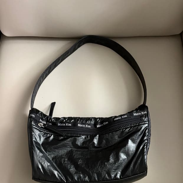 마틴킴 숄더백 가로 23 세로 15