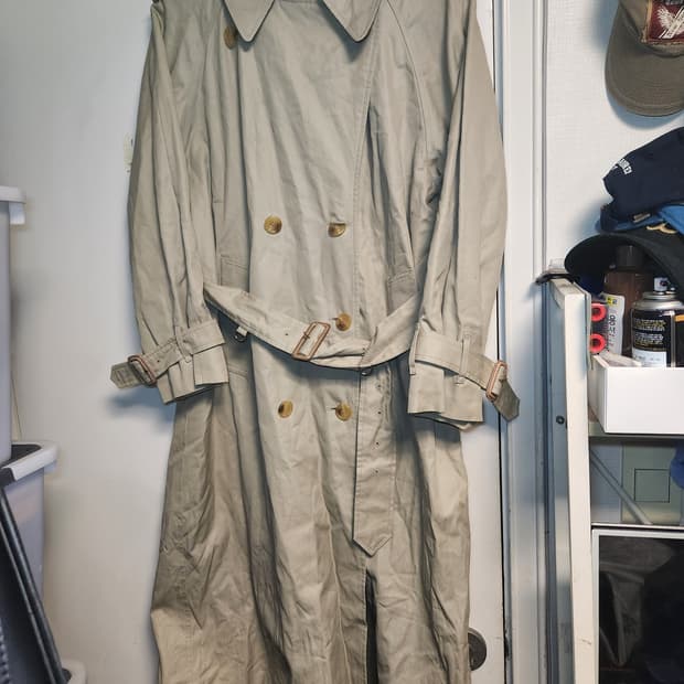 버버리 더블 트렌치 코트 베이지