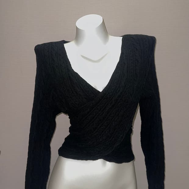 빈티지 블랙 랩 크롭 니트 