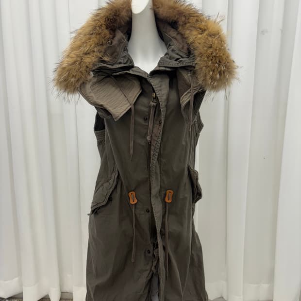 고아 퍼 후드 베스트