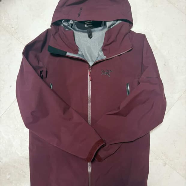 [m] 아크테릭스 고어텍스 스키복 버건디