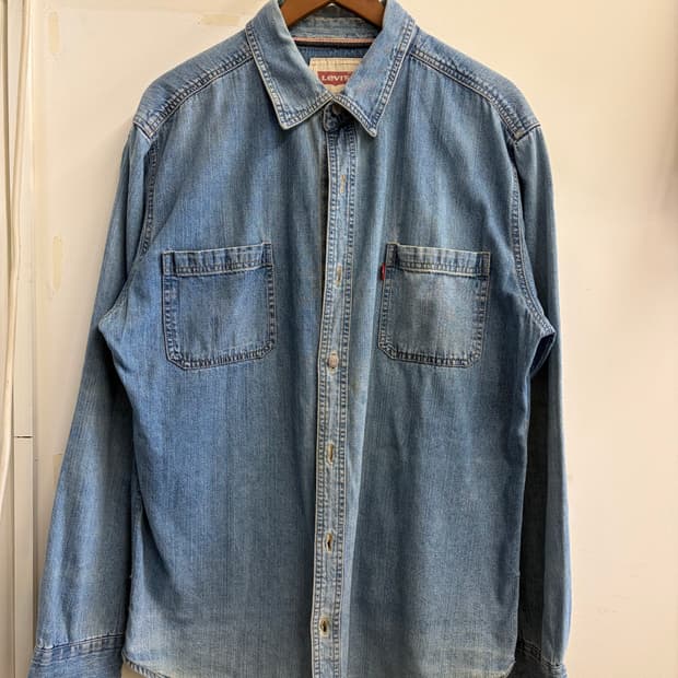 N48. 리바이스 셔츠
