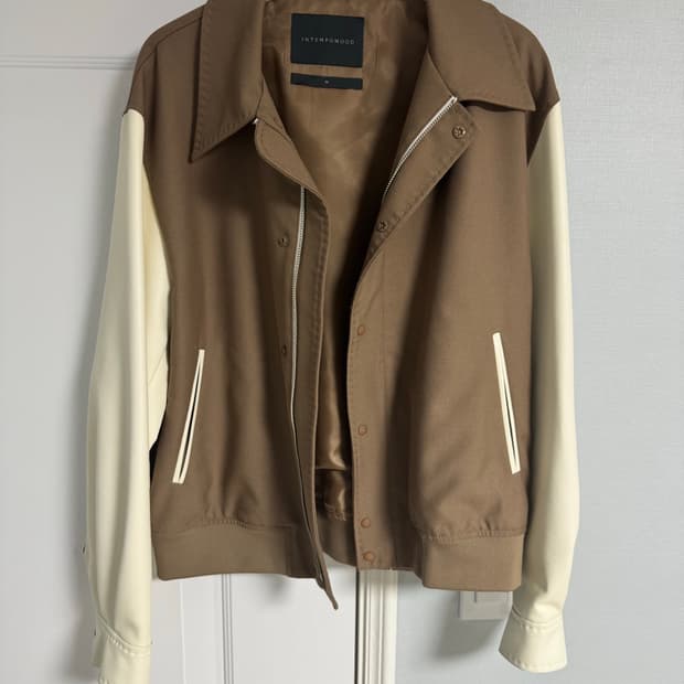 인템포무드 러닝 스티치 스타디움 점퍼 m사이즈(새상품)